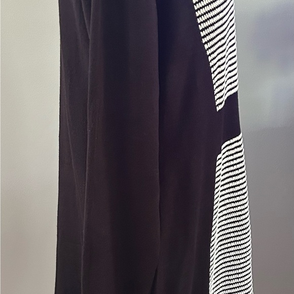 Cato Black and White Long Sleeve Dress - Picture 4 of 9